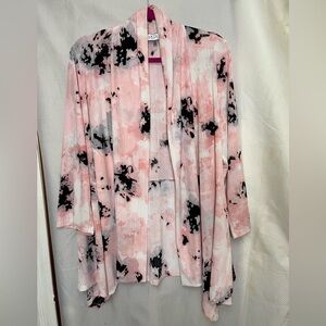 Jasper Women’s Pink and Black Floral Kimono Cardigan. Has Stretch, quality 2X